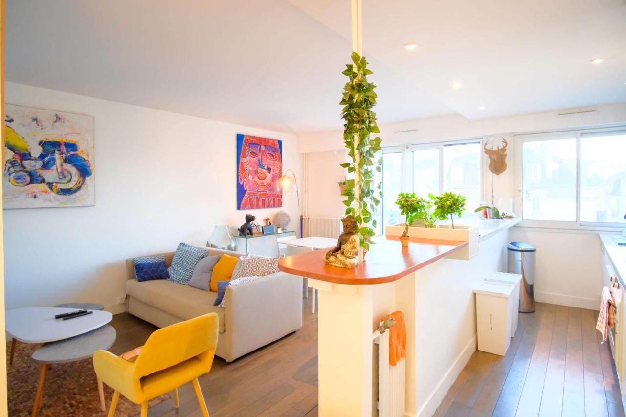 Beautiful And Bright Appt With Eiffel Tower View Apartment Paris Exterior photo